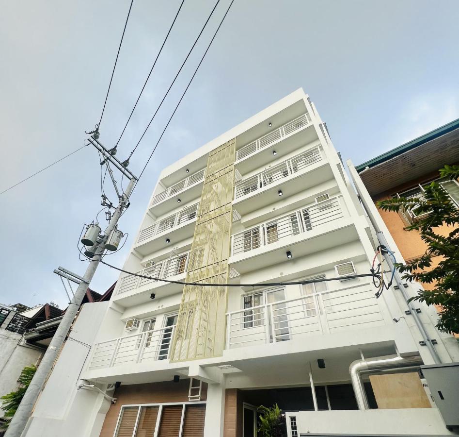 Airo Suites Makati Pasay Exterior photo