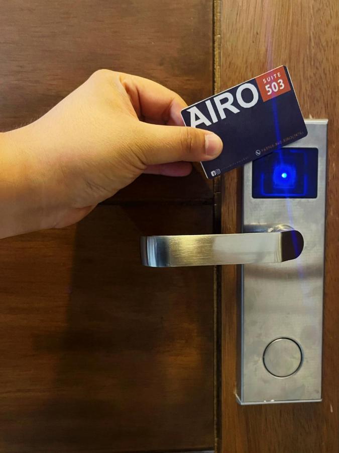 Airo Suites Makati Pasay Exterior photo